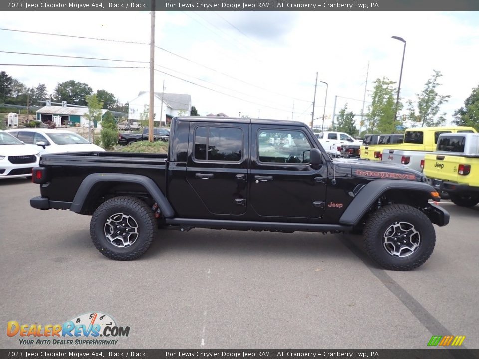 2023 Jeep Gladiator Mojave 4x4 Black / Black Photo #6