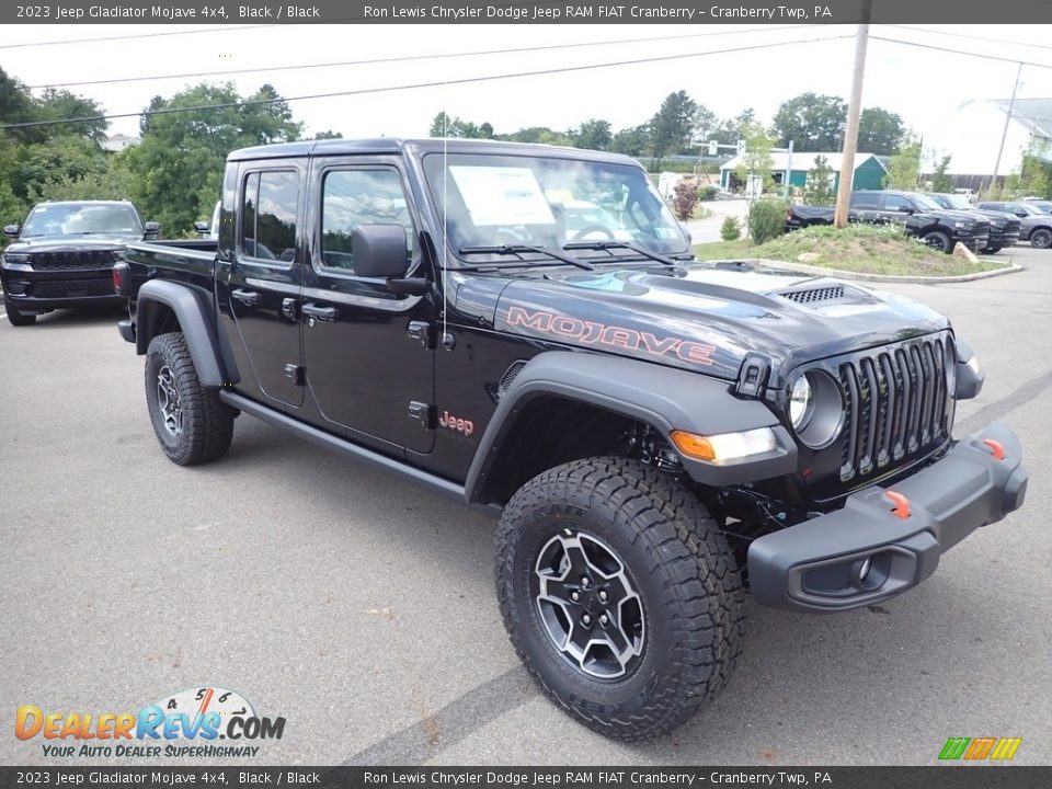 2023 Jeep Gladiator Mojave 4x4 Black / Black Photo #7