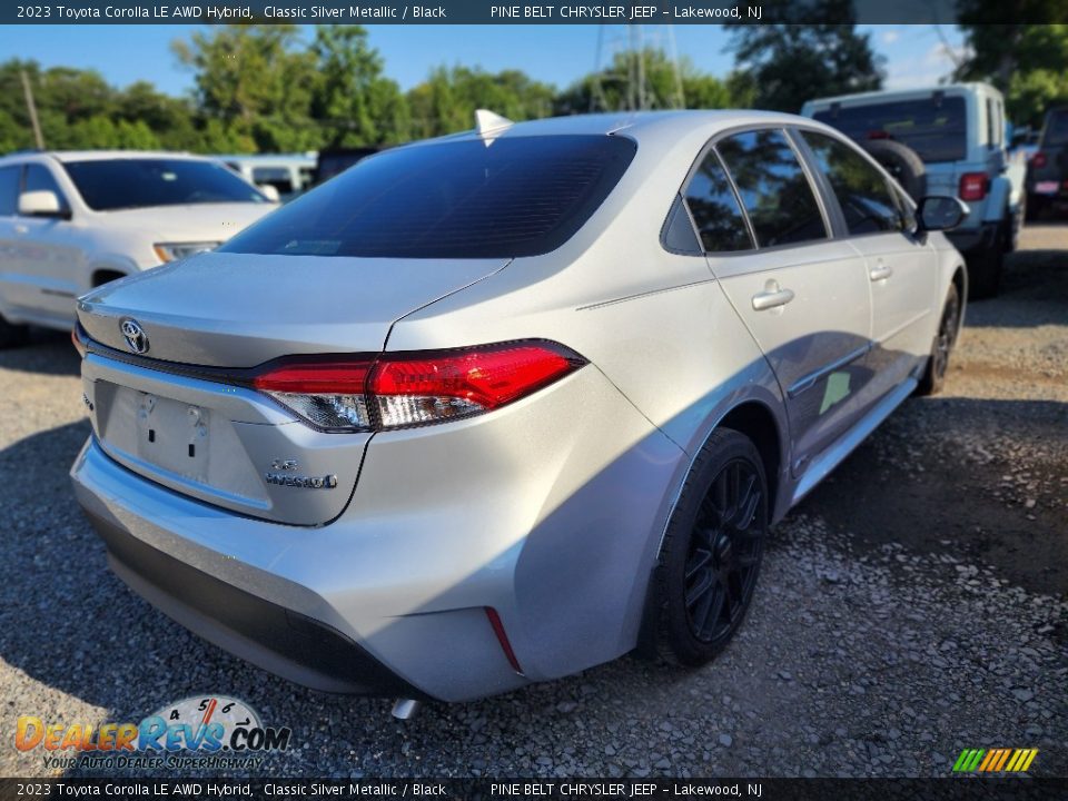 2023 Toyota Corolla LE AWD Hybrid Classic Silver Metallic / Black Photo #3