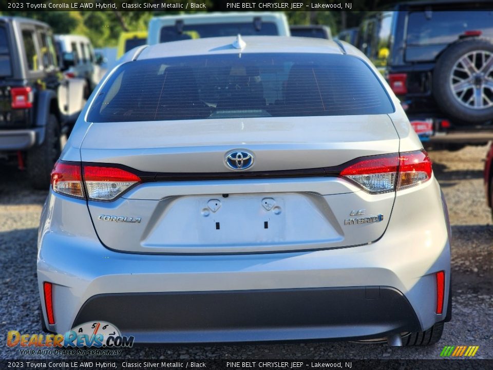 2023 Toyota Corolla LE AWD Hybrid Classic Silver Metallic / Black Photo #4