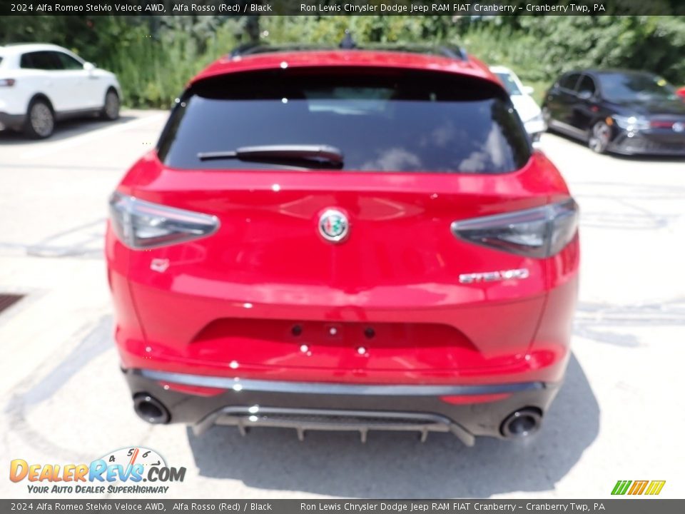 2024 Alfa Romeo Stelvio Veloce AWD Alfa Rosso (Red) / Black Photo #4