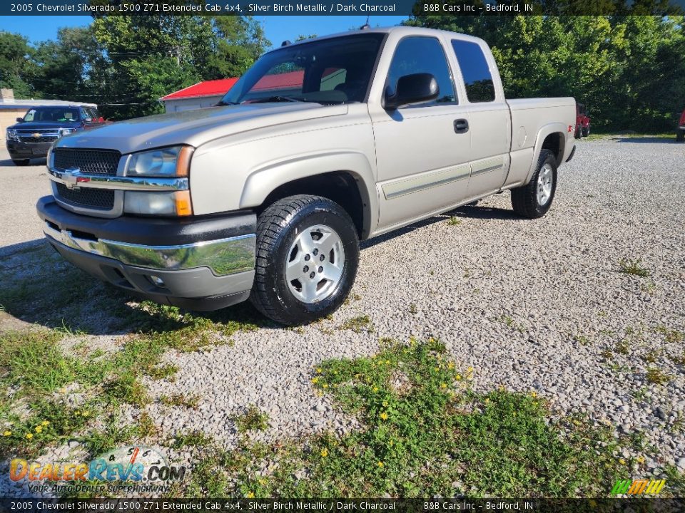 2005 Chevrolet Silverado 1500 Z71 Extended Cab 4x4 Silver Birch Metallic / Dark Charcoal Photo #3