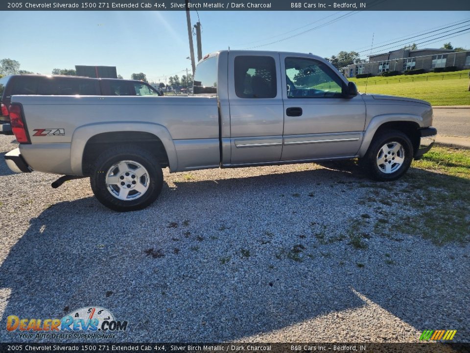 2005 Chevrolet Silverado 1500 Z71 Extended Cab 4x4 Silver Birch Metallic / Dark Charcoal Photo #8