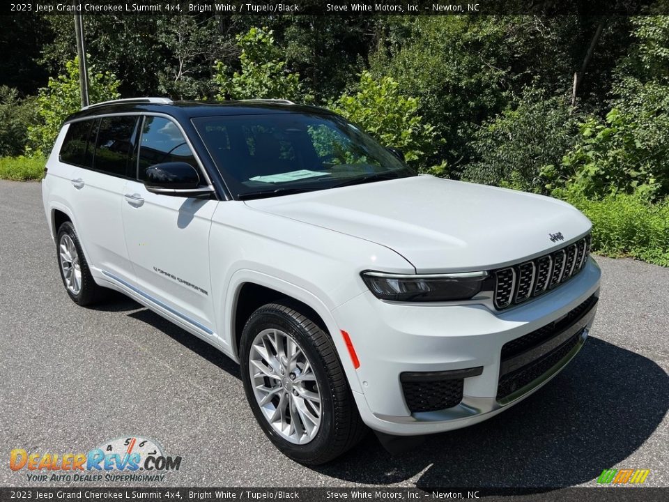 2023 Jeep Grand Cherokee L Summit 4x4 Bright White / Tupelo/Black Photo #4