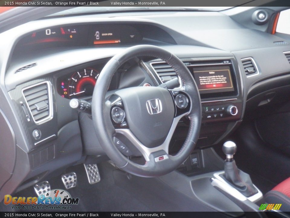 Dashboard of 2015 Honda Civic Si Sedan Photo #10