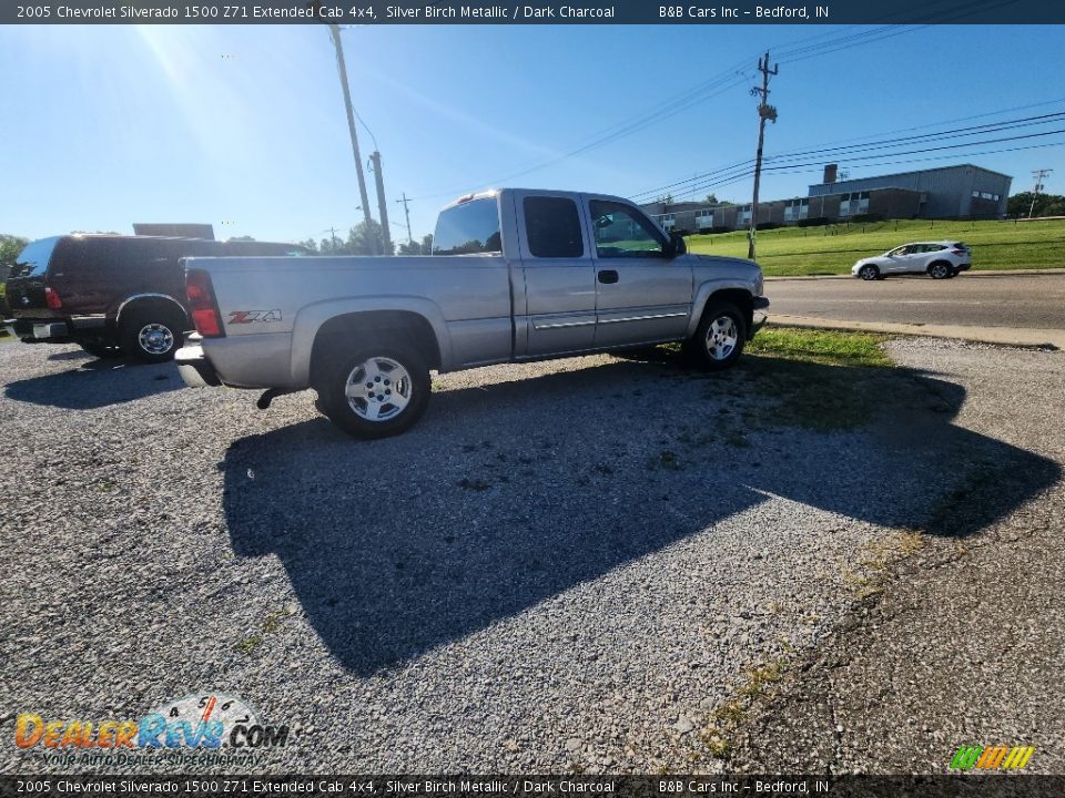 2005 Chevrolet Silverado 1500 Z71 Extended Cab 4x4 Silver Birch Metallic / Dark Charcoal Photo #31