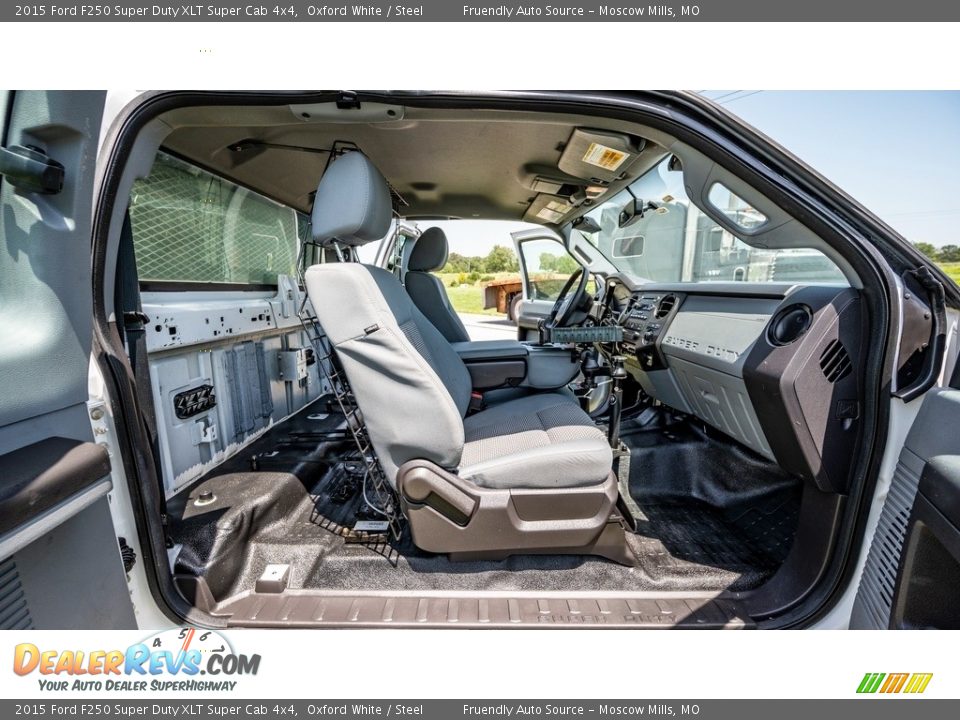 2015 Ford F250 Super Duty XLT Super Cab 4x4 Oxford White / Steel Photo #22