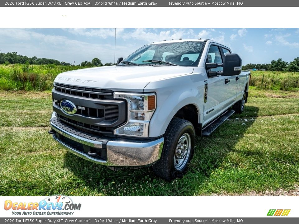 2020 Ford F350 Super Duty XLT Crew Cab 4x4 Oxford White / Medium Earth Gray Photo #8