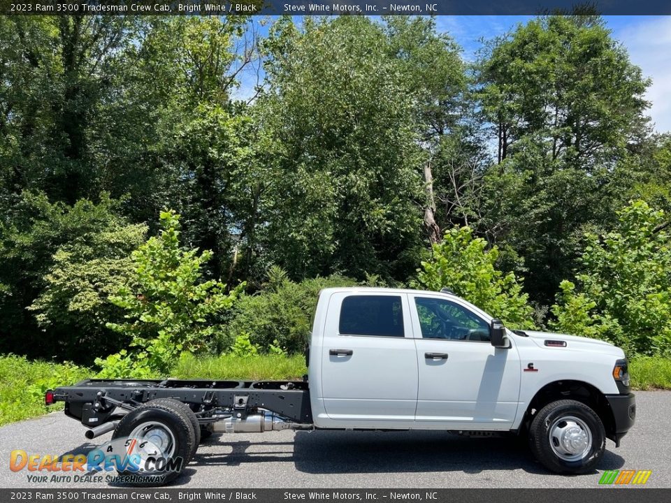 Bright White 2023 Ram 3500 Tradesman Crew Cab Photo #5