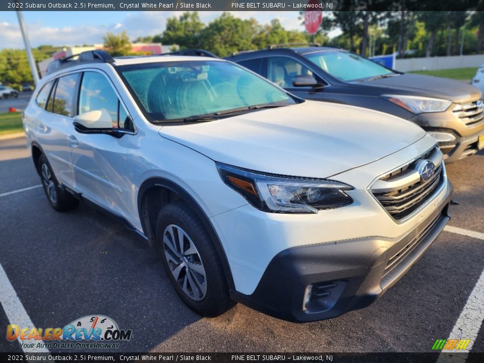 2022 Subaru Outback 2.5i Premium Crystal White Pearl / Slate Black Photo #2