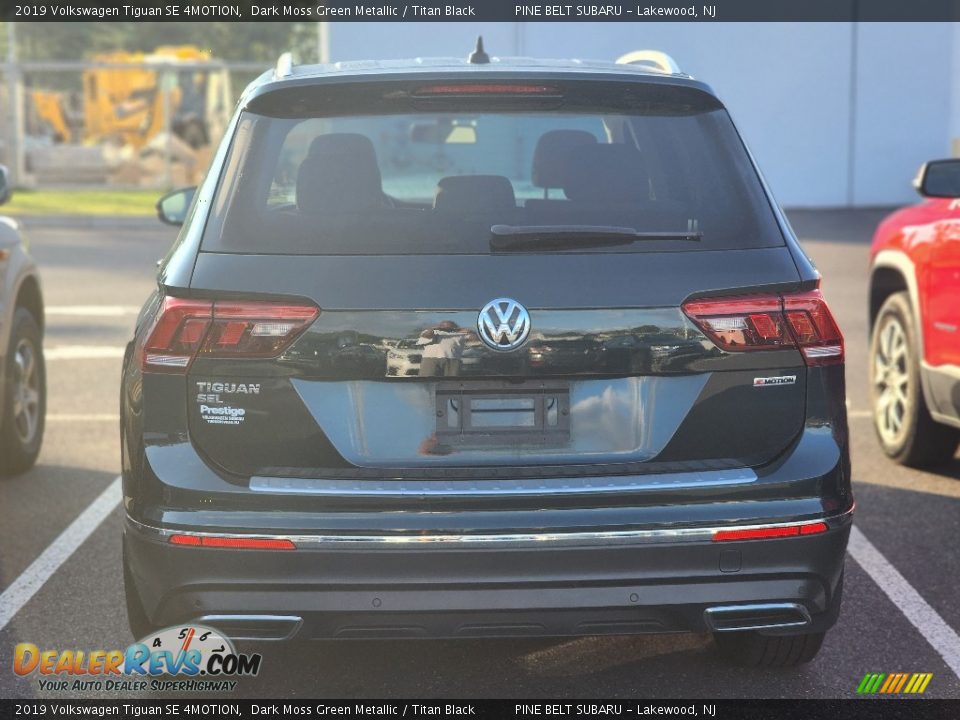 2019 Volkswagen Tiguan SE 4MOTION Dark Moss Green Metallic / Titan Black Photo #4