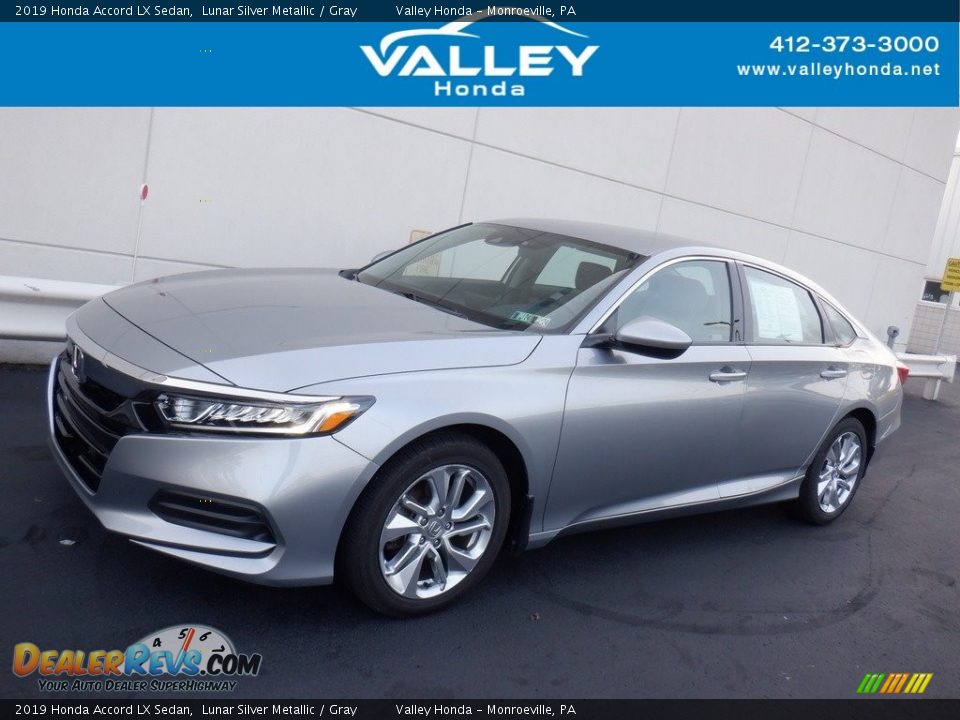 2019 Honda Accord LX Sedan Lunar Silver Metallic / Gray Photo #1