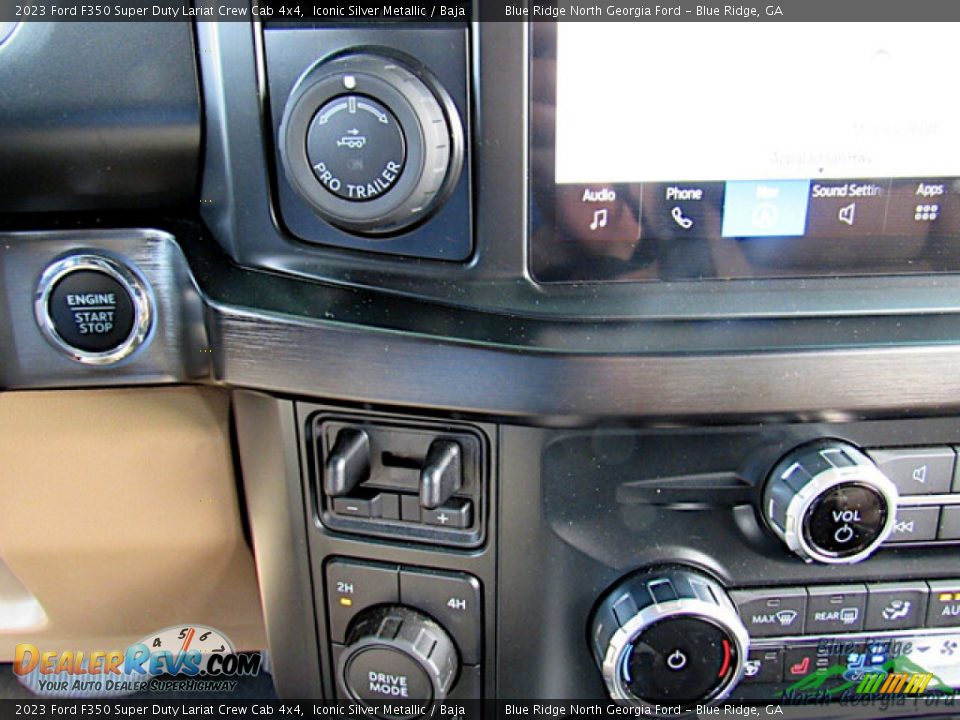 Controls of 2023 Ford F350 Super Duty Lariat Crew Cab 4x4 Photo #24