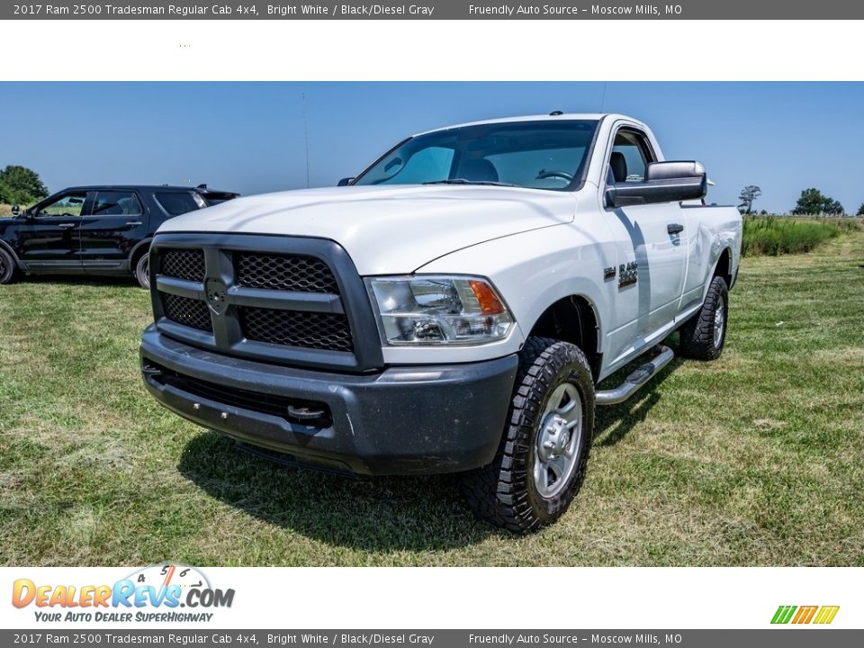 2017 Ram 2500 Tradesman Regular Cab 4x4 Bright White / Black/Diesel Gray Photo #8