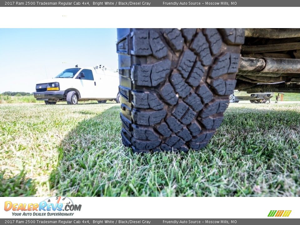 2017 Ram 2500 Tradesman Regular Cab 4x4 Bright White / Black/Diesel Gray Photo #11