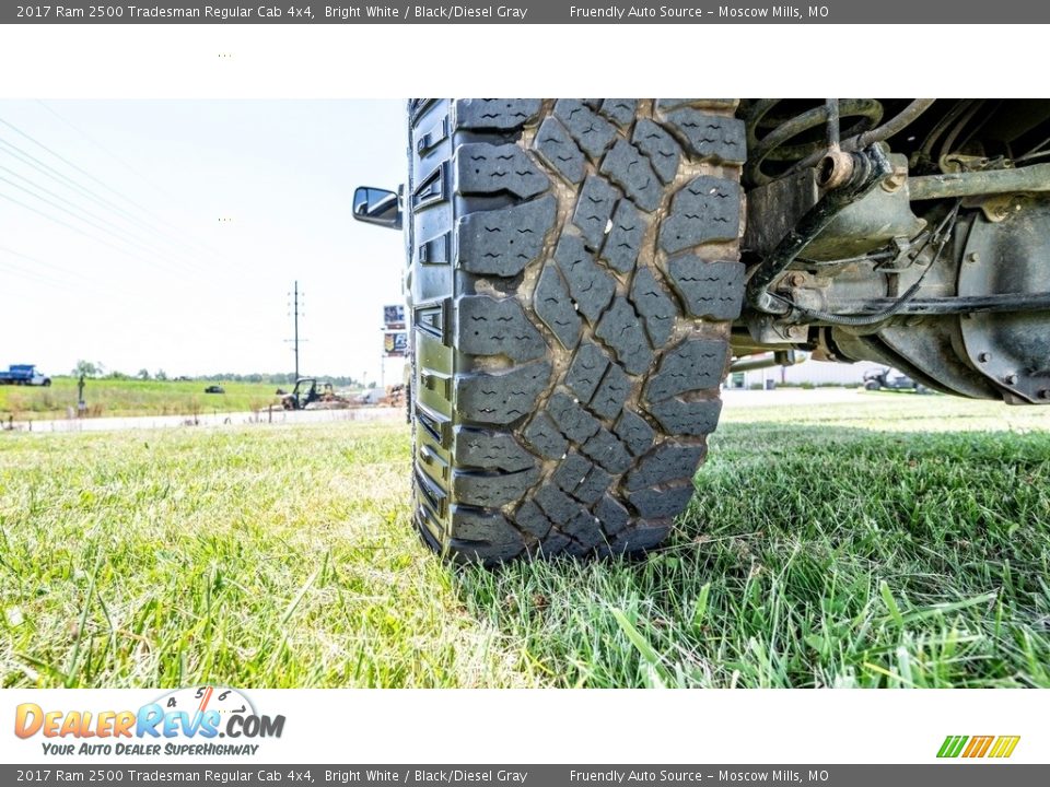 2017 Ram 2500 Tradesman Regular Cab 4x4 Bright White / Black/Diesel Gray Photo #14