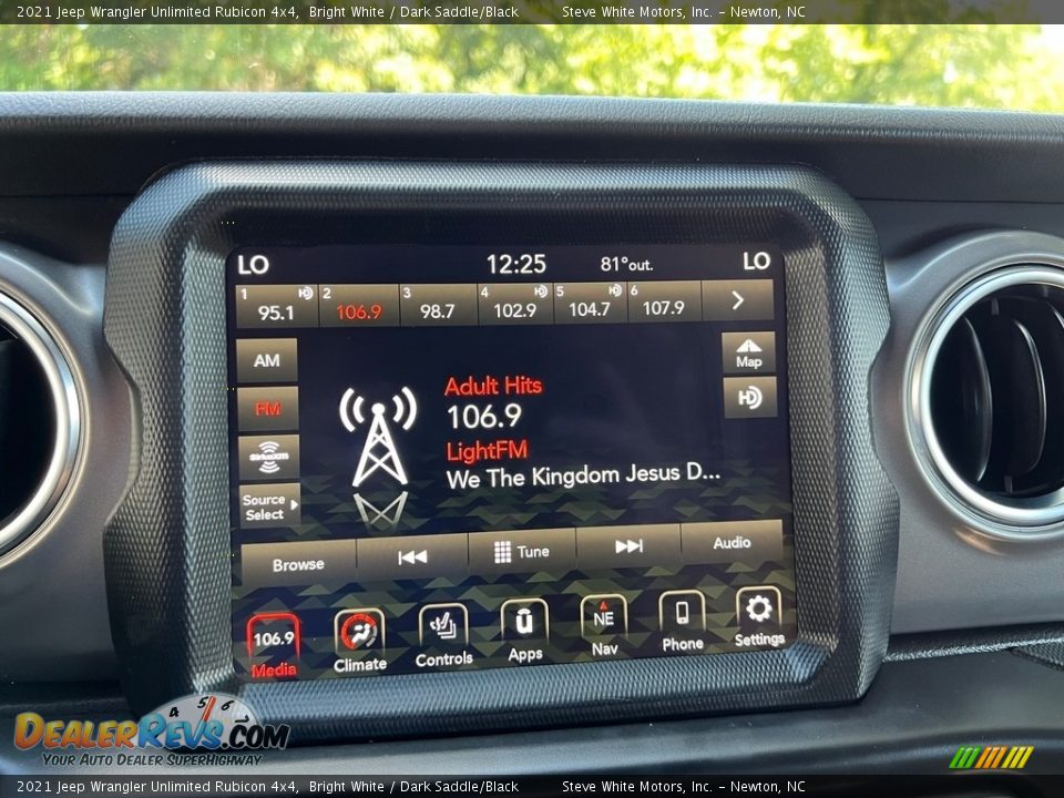 Controls of 2021 Jeep Wrangler Unlimited Rubicon 4x4 Photo #22