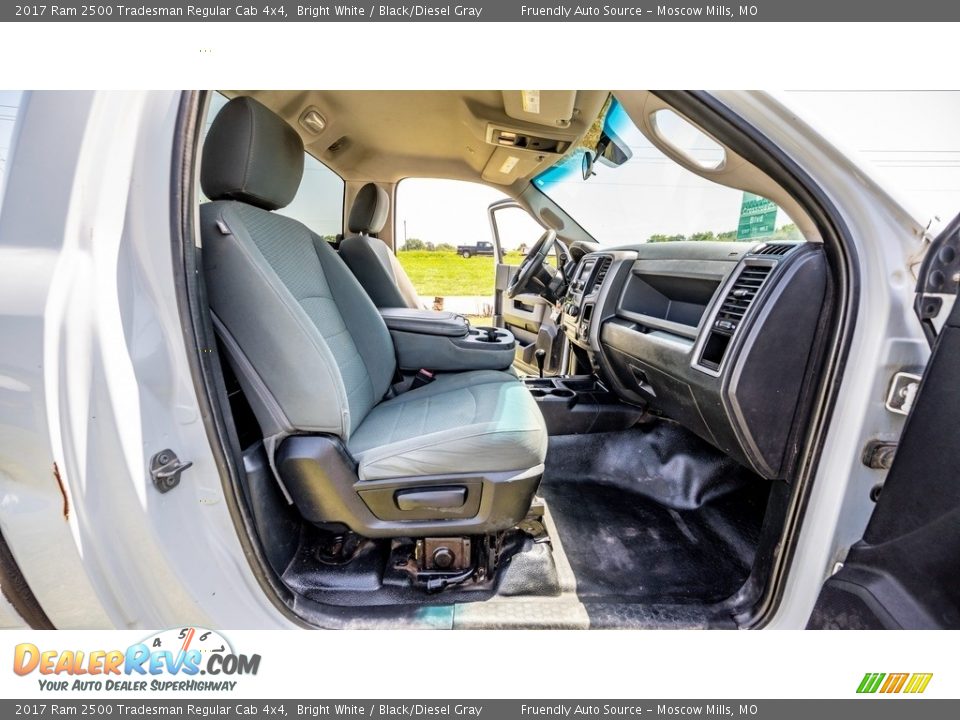 2017 Ram 2500 Tradesman Regular Cab 4x4 Bright White / Black/Diesel Gray Photo #22
