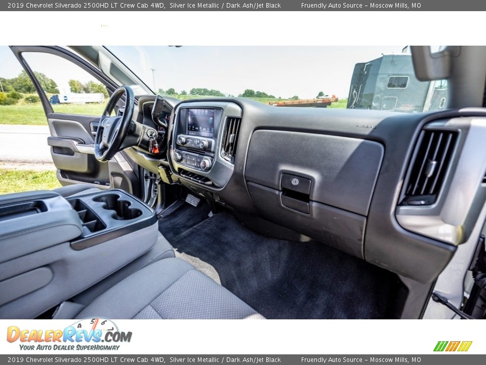 2019 Chevrolet Silverado 2500HD LT Crew Cab 4WD Silver Ice Metallic / Dark Ash/Jet Black Photo #23