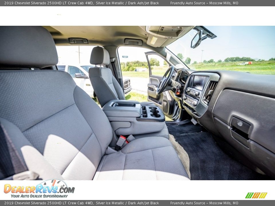 2019 Chevrolet Silverado 2500HD LT Crew Cab 4WD Silver Ice Metallic / Dark Ash/Jet Black Photo #24