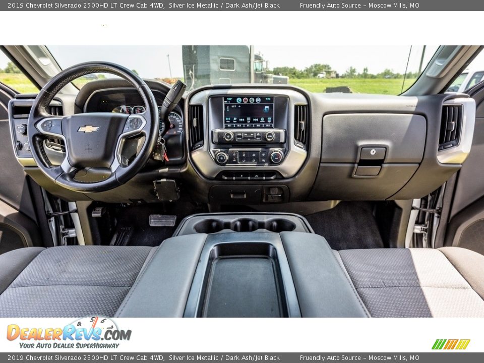 2019 Chevrolet Silverado 2500HD LT Crew Cab 4WD Silver Ice Metallic / Dark Ash/Jet Black Photo #26