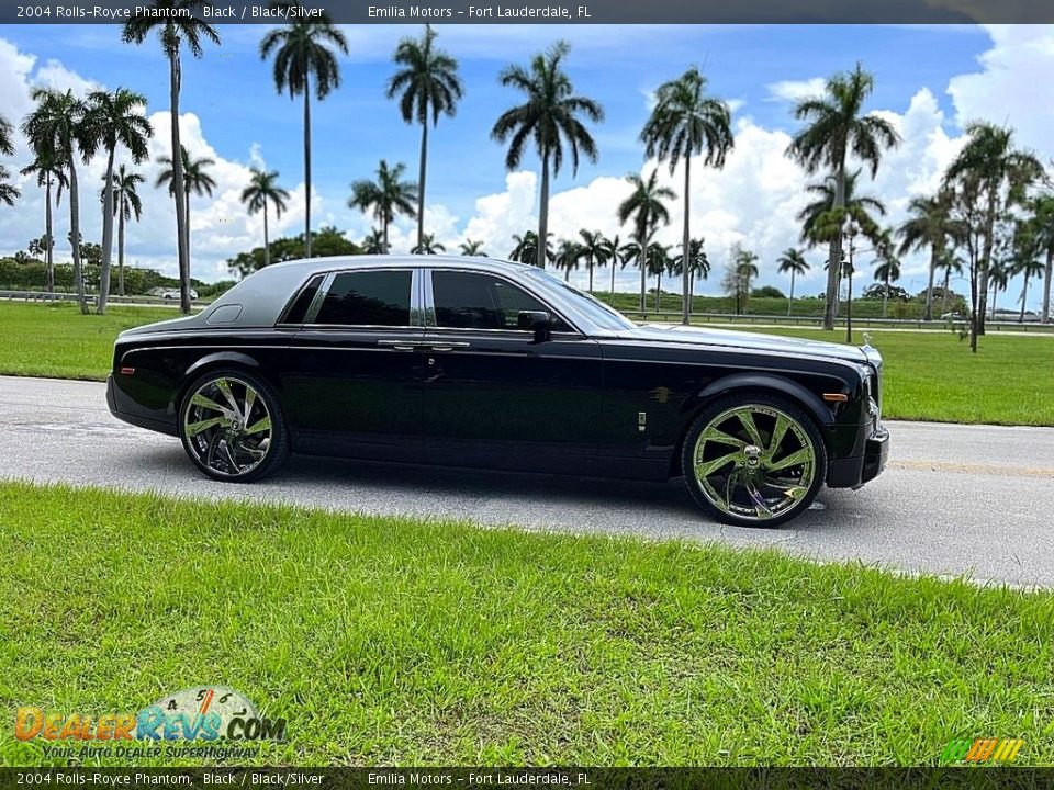 2004 Rolls-Royce Phantom Black / Black/Silver Photo #5