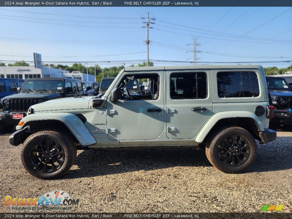 2024 Jeep Wrangler 4-Door Sahara 4xe Hybrid Earl / Black Photo #3