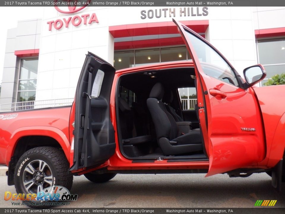 2017 Toyota Tacoma TRD Sport Access Cab 4x4 Inferno Orange / TRD Black/Orange Photo #25