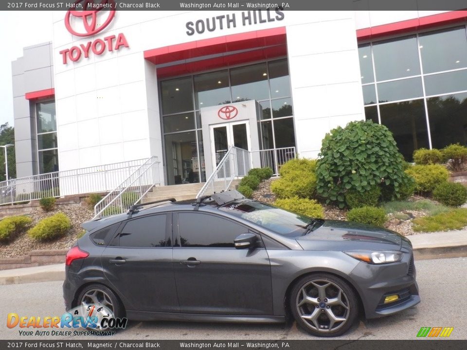 2017 Ford Focus ST Hatch Magnetic / Charcoal Black Photo #2