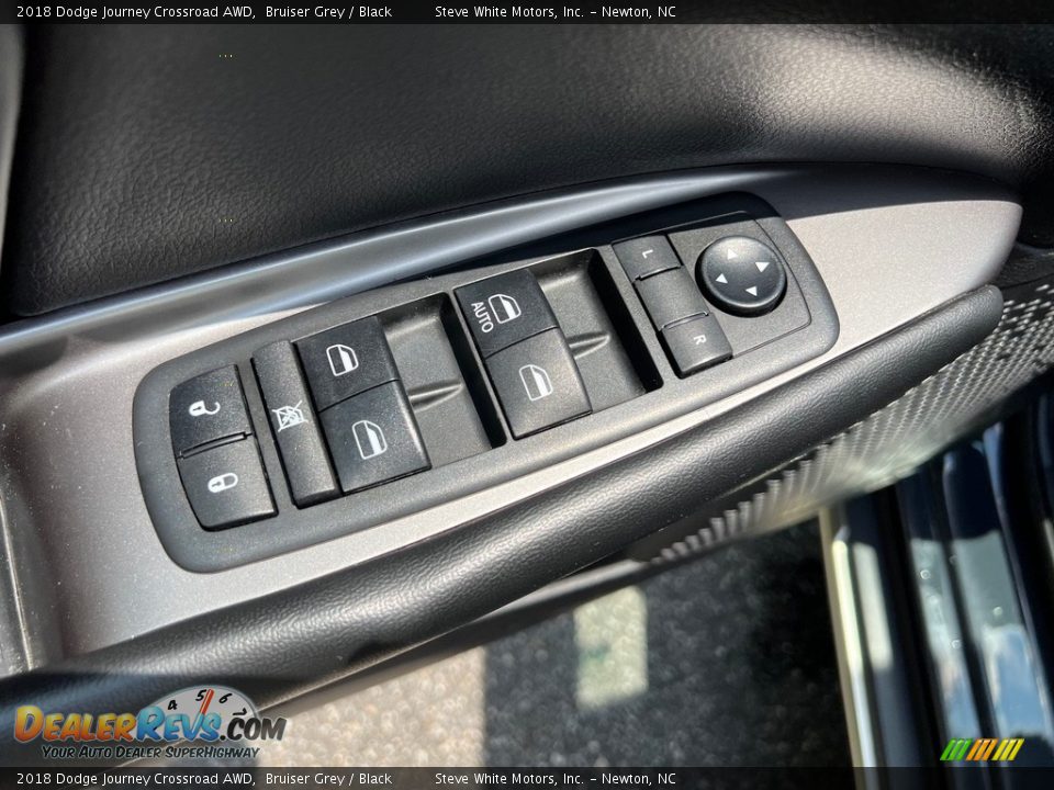 Door Panel of 2018 Dodge Journey Crossroad AWD Photo #11