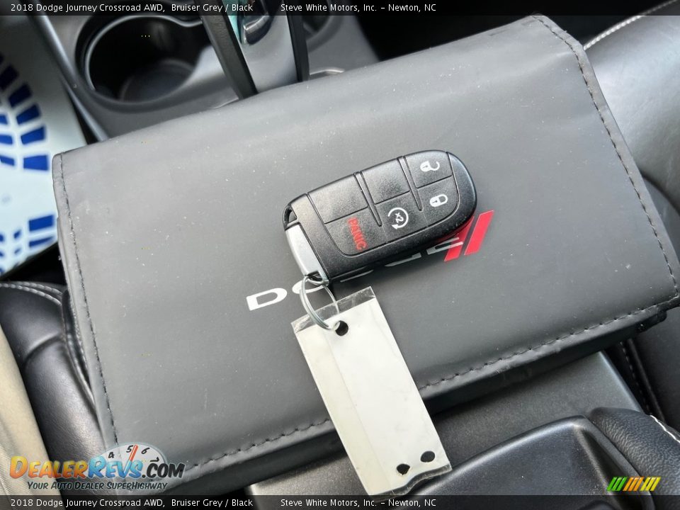 Keys of 2018 Dodge Journey Crossroad AWD Photo #31