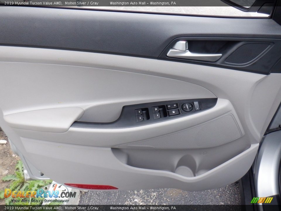 Door Panel of 2019 Hyundai Tucson Value AWD Photo #12