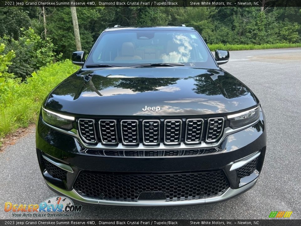 2023 Jeep Grand Cherokee Summit Reserve 4WD Diamond Black Crystal Pearl / Tupelo/Black Photo #3