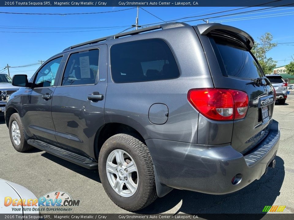 2016 Toyota Sequoia SR5 Magnetic Gray Metallic / Gray Photo #4