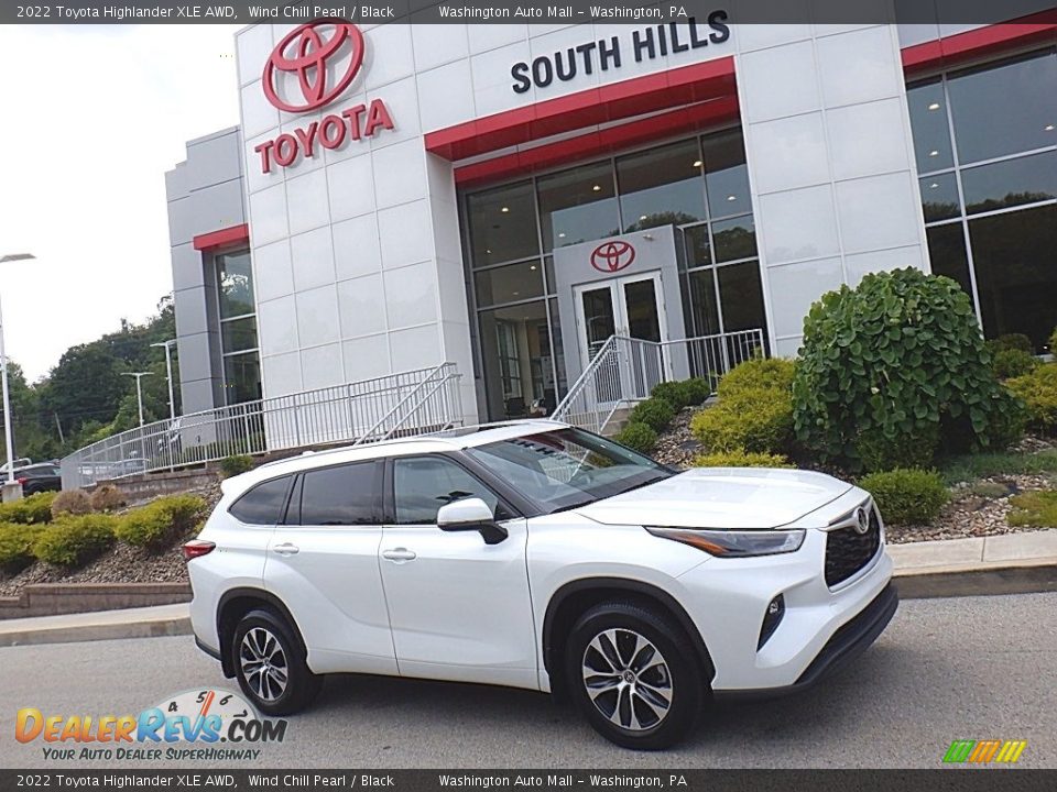 2022 Toyota Highlander XLE AWD Wind Chill Pearl / Black Photo #2
