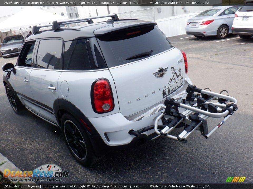 2016 Mini Countryman John Cooper Works All4 Light White / Lounge Championship Red Photo #10