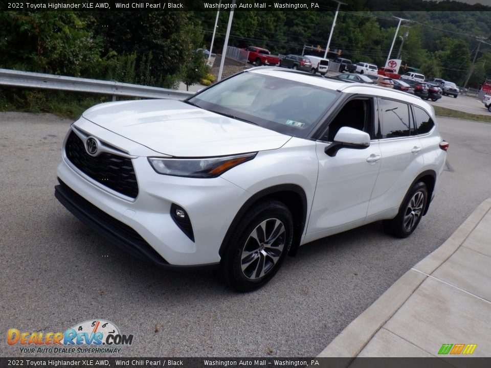 Wind Chill Pearl 2022 Toyota Highlander XLE AWD Photo #15