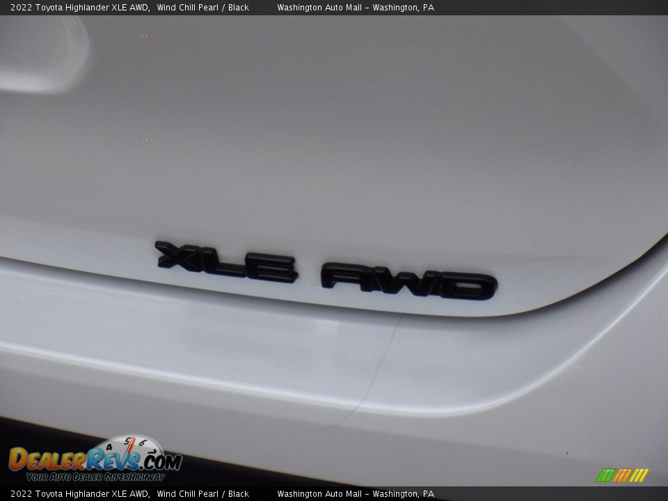 2022 Toyota Highlander XLE AWD Wind Chill Pearl / Black Photo #20