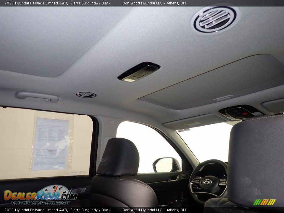 2023 Hyundai Palisade Limited AWD Sierra Burgundy / Black Photo #2