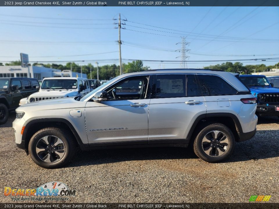 2023 Jeep Grand Cherokee 4XE Silver Zynith / Global Black Photo #3