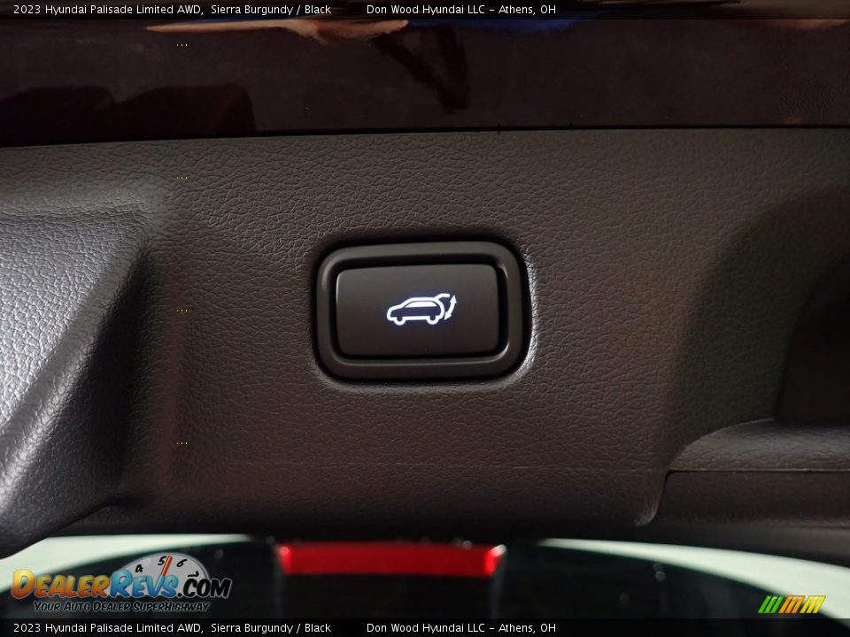 2023 Hyundai Palisade Limited AWD Sierra Burgundy / Black Photo #15