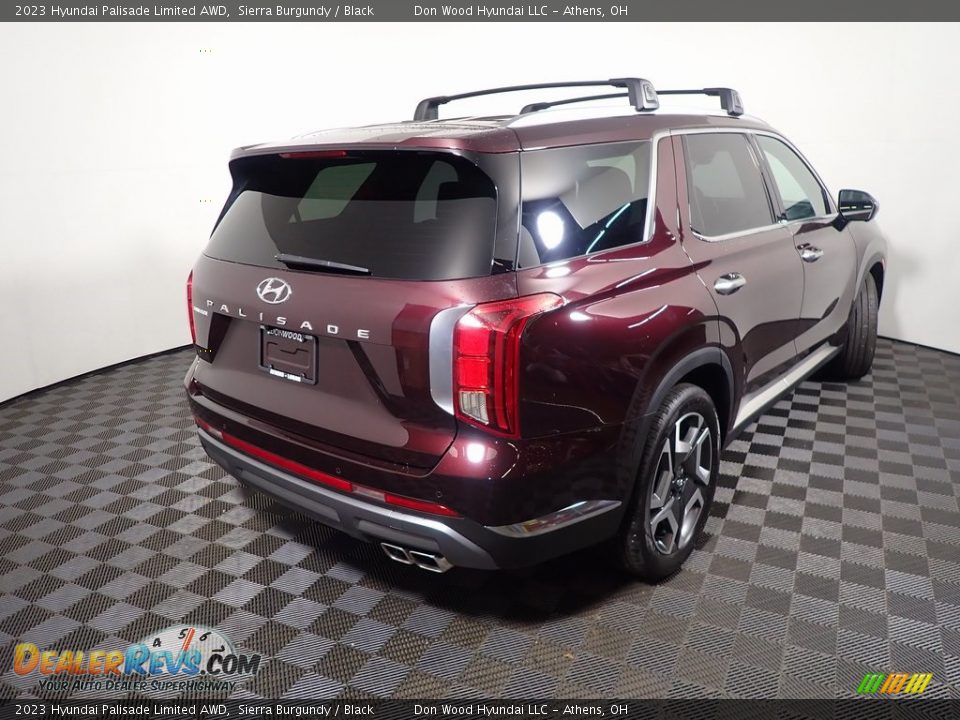 2023 Hyundai Palisade Limited AWD Sierra Burgundy / Black Photo #18
