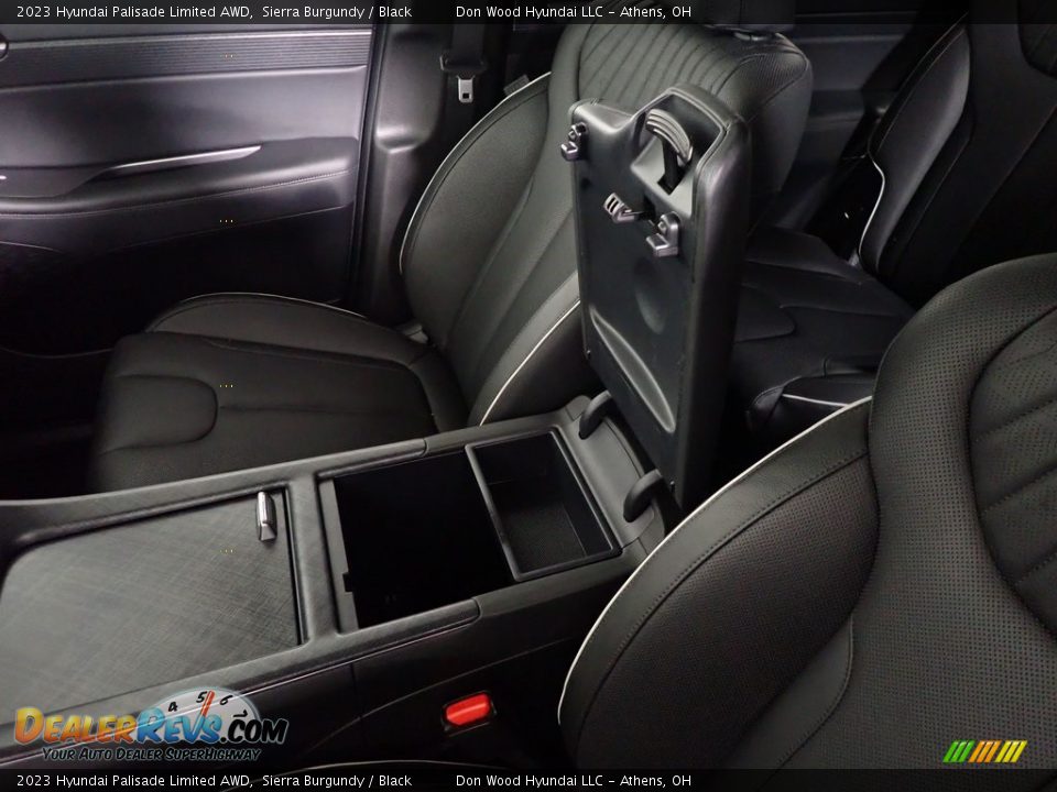 2023 Hyundai Palisade Limited AWD Sierra Burgundy / Black Photo #31