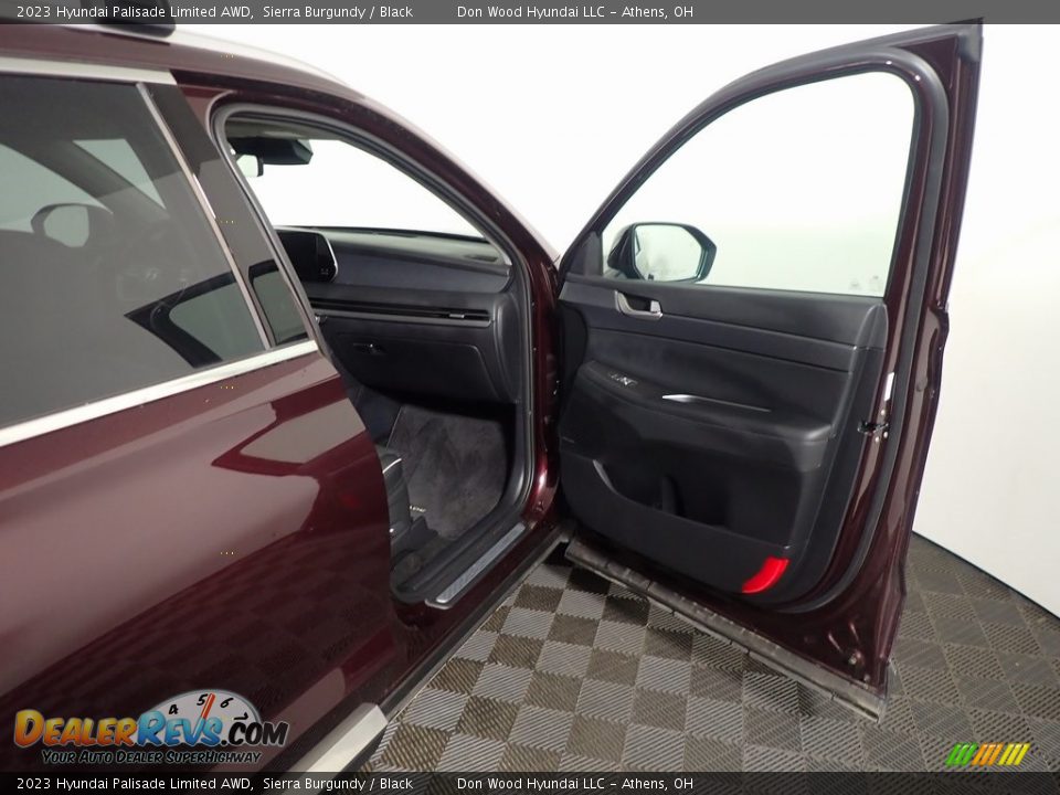 2023 Hyundai Palisade Limited AWD Sierra Burgundy / Black Photo #36