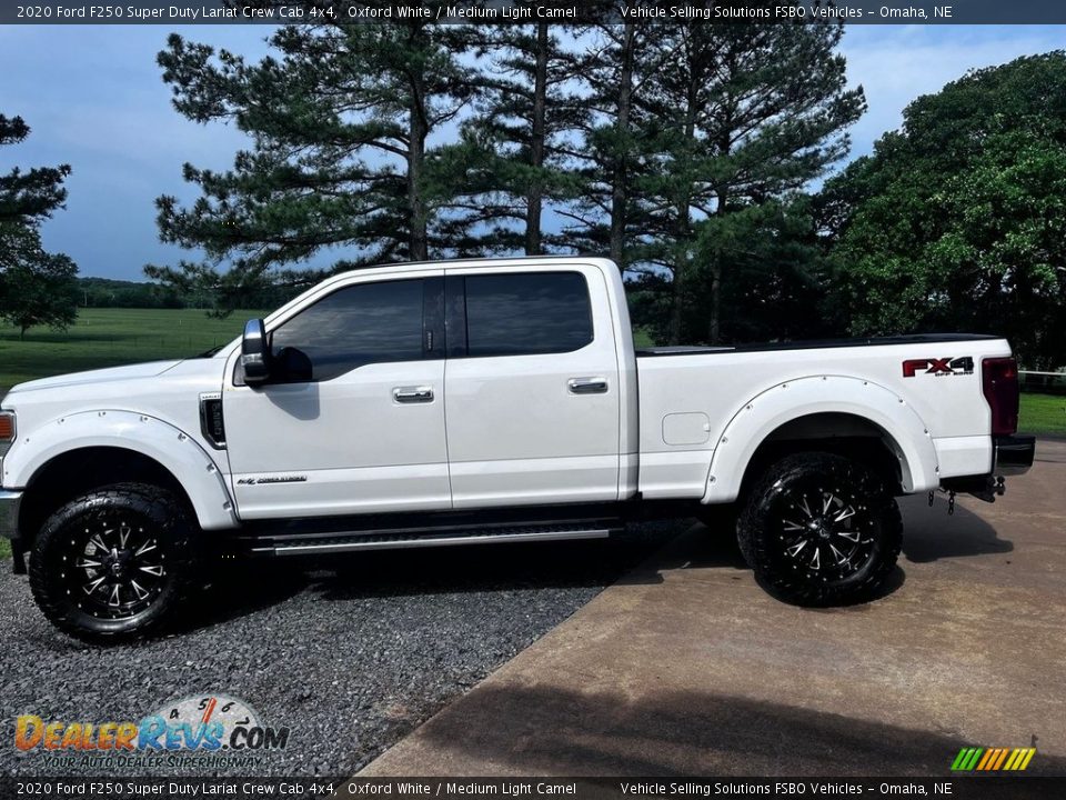 2020 Ford F250 Super Duty Lariat Crew Cab 4x4 Oxford White / Medium Light Camel Photo #1