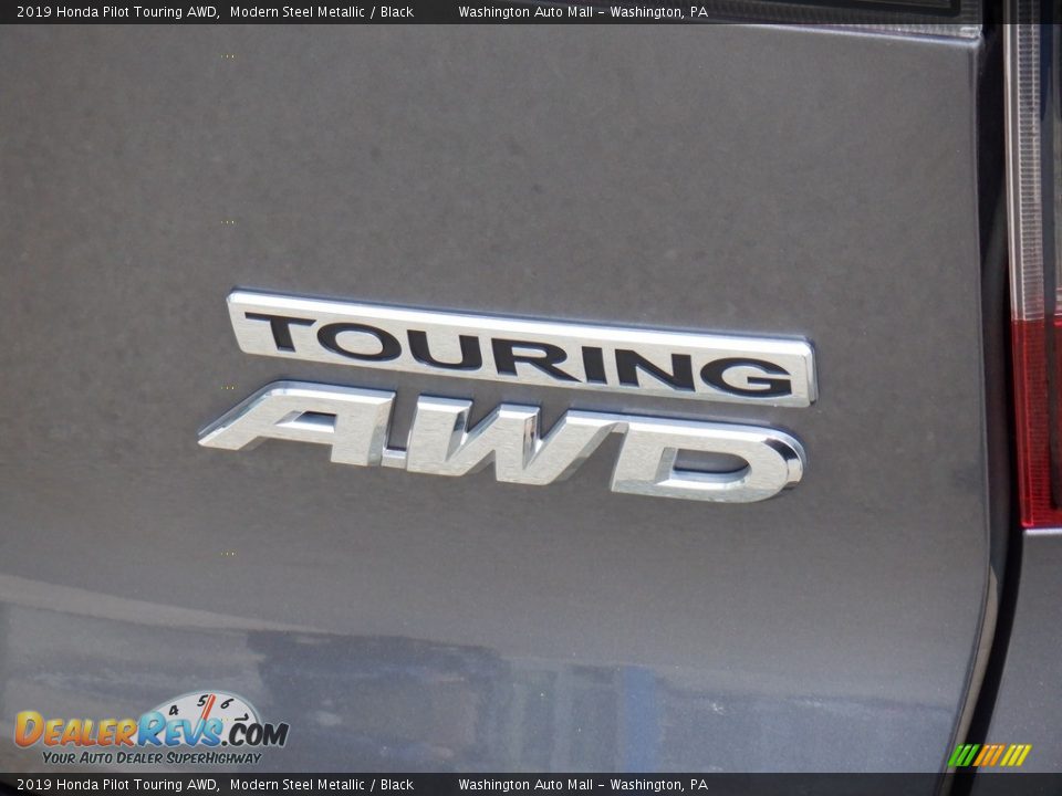2019 Honda Pilot Touring AWD Modern Steel Metallic / Black Photo #11