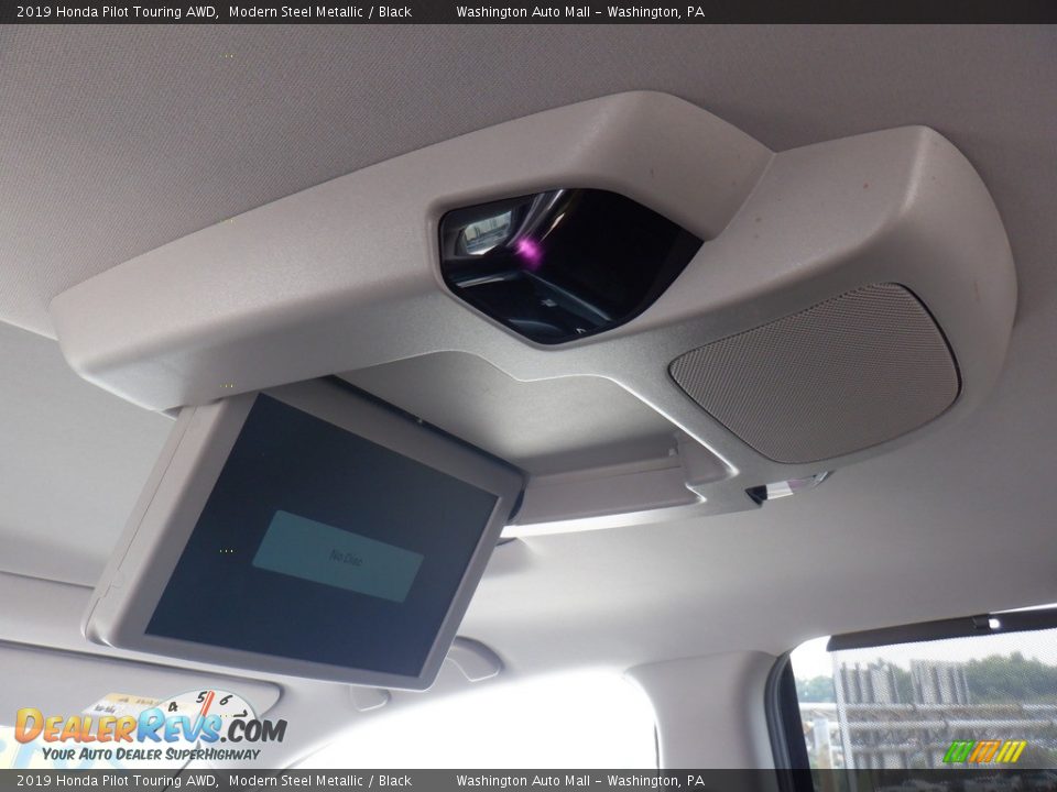 2019 Honda Pilot Touring AWD Modern Steel Metallic / Black Photo #13