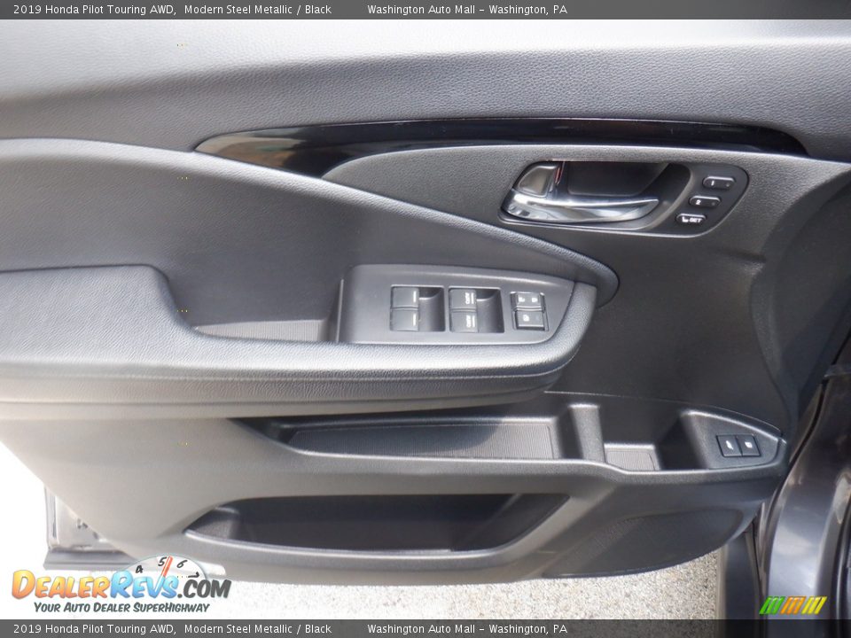 2019 Honda Pilot Touring AWD Modern Steel Metallic / Black Photo #16