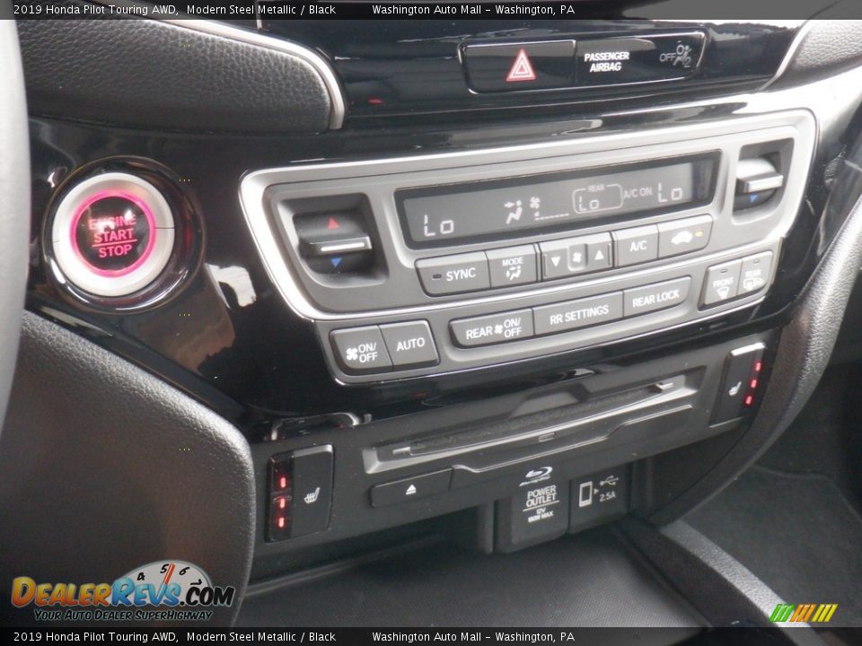 2019 Honda Pilot Touring AWD Modern Steel Metallic / Black Photo #24