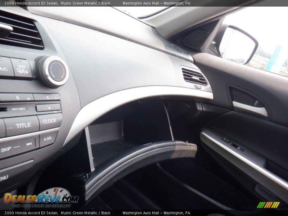2009 Honda Accord EX Sedan Mystic Green Metallic / Black Photo #25